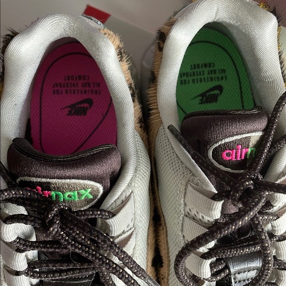 WMNS Nike Air Max 95 PRM ‘Animal Floral’ - Picture 7 of 8